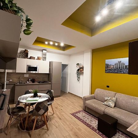 Nel Quartiere Bayres Suite Completamente Rinnovata ميلان المظهر الخارجي الصورة