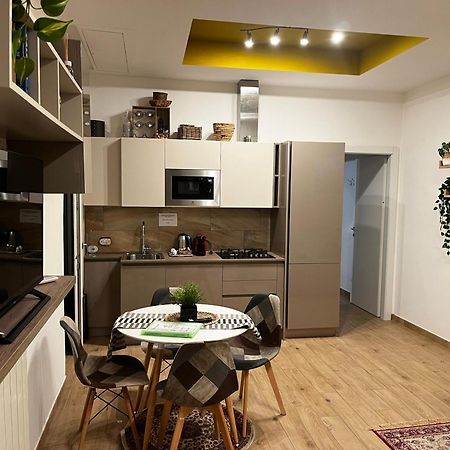 Nel Quartiere Bayres Suite Completamente Rinnovata ميلان المظهر الخارجي الصورة